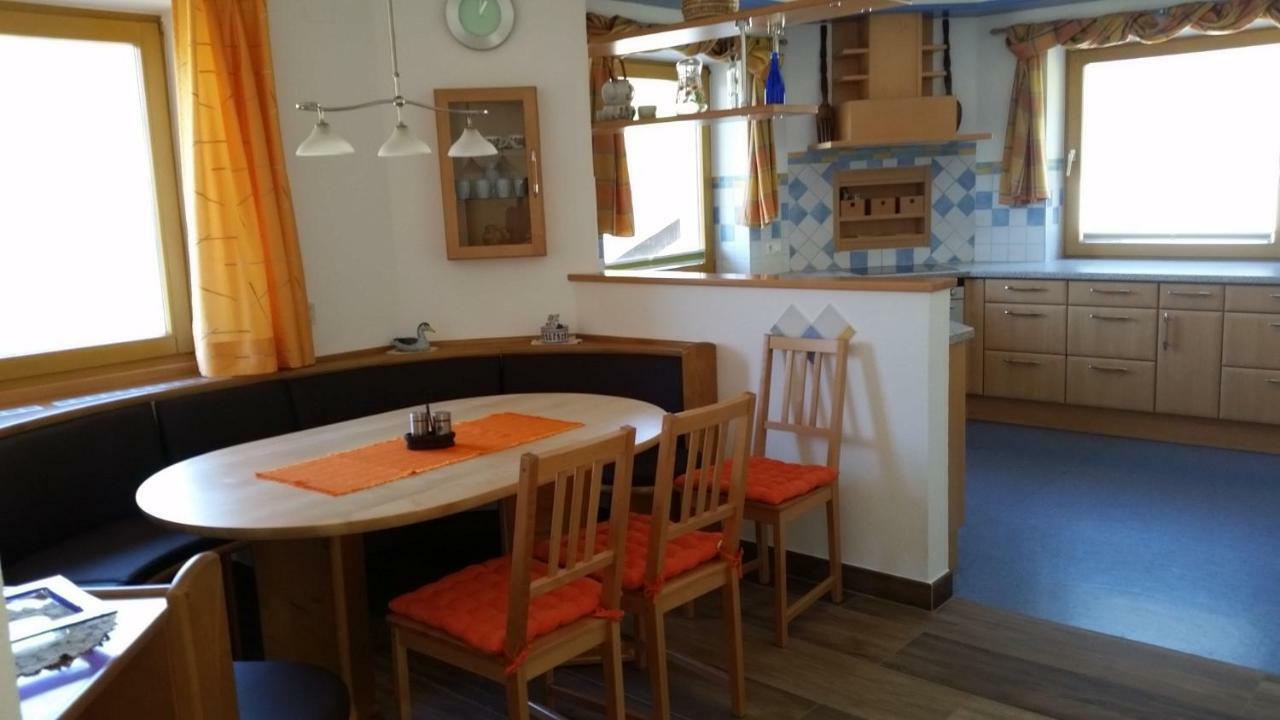 Ferienhaus Karin フッシュ・アン・デア・グロースグロックナーシュトラーセ エクステリア 写真